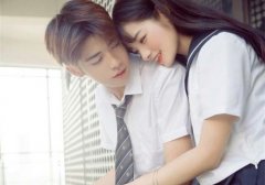 恋人心情不好时哄对象的句子