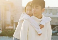 表达暗恋一个人的古诗