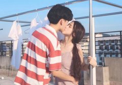 万能表白官宣句子