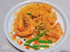 关于美食适合发朋友圈的有趣的句子