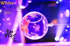 买衣服发朋友圈的说说(38句)