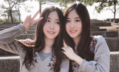 姐妹聚会发朋友圈(精选74句)(姐妹聚会发朋友圈的搞笑句子)
