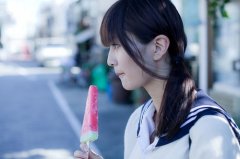 形容爱上一个人的句子唯美短句(优选73句)