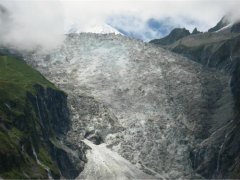 朋友圈表达心情不好的精美句子(精选66句)