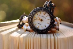 失眠对媳妇说的情话短语(实用66句)