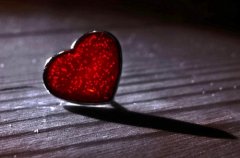 对情人说的甜言蜜语的话(必备66句)