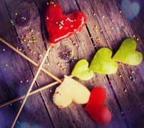 朋友圈说说哲理触动心灵的唯美短句(必备64句)